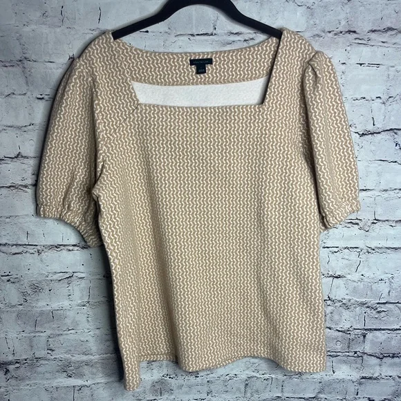 Large Ann Taylor short puff sleeve tan and white top - Picture 1 of 5